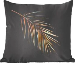 Sierkussens - Kussen - Goud Blad Met Sprieten Op Een Zwarte Achtergrond - 40x40 Cm - Kussen Van Katoen