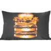Sierkussens - Kussentjes Woonkamer - 50x30 Cm - Gouden Hamburger Op Een Zwarte Achtergrond. -Pillowmonkey 1200x1053 28