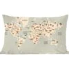 Sierkussens - Kussentjes Woonkamer - 60x40 Cm - Wereldkaart Kinderen - Dino's - Kinderkamer - Jongens - Meisjes - Kinderen -Pillowmonkey 1200x1053 6