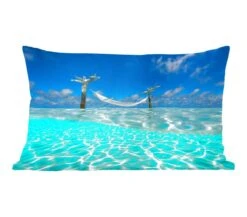 Sierkussens - Kussen - Het Lichtblauwe Water Met Een Hangmat Bij De Indische Oceaan - 50x30 Cm - Kussen Van Katoen