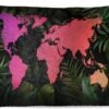 Sierkussens - Kussen - Paarse En Roze Wereldkaart Omlijst Met Tropische Bladeren - 60x40 Cm - Kussen Van Katoen