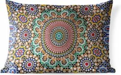 Sierkussen Marokkaanse Mozaïek Voor Buiten - Een Bovenaanzicht Van Marokkaans Mozaïek - 50x30 Cm - Rechthoekig Weerbestendig Tuinkussen / Tuinmeubelkussen Van Polyester