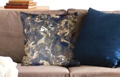 Kussenhoes 50x50 Cm - Close-up Van Goud Met Zwart Marmer Natuur - Katoen / Polyester - Voor Binnen -Pillowmonkey 1200x771 195
