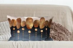 Kussenhoes 60x40 Cm - Goud - Abstract - Luxe - Katoen / Polyester - Voor Binnen 10 Kussenhoes 60x40 Cm - Goud - Abstract - Luxe - Katoen / Polyester - Voor Binnen -Pillowmonkey 1200x800 116