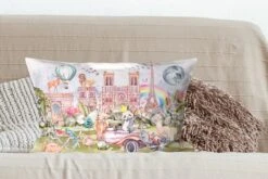Sierkussens - Kussentjes Woonkamer - 60x40 Cm - Parijs - Regenboog - Kinderen - Roze - Meisjes - Dieren -Pillowmonkey 1200x800 1270