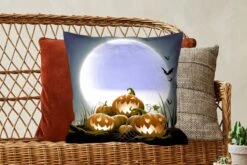 Sierkussens - Kussen - Een Illustratie Van Lachende Pompoenen Tijdens Halloween - 50x50 Cm - Kussen Van Katoen -Pillowmonkey 1200x800 1320