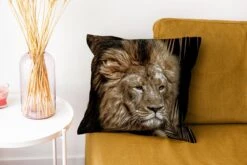 Sierkussens - Kussentjes Woonkamer - 40x40 Cm - Leeuw - Varen - Goud -Pillowmonkey 1200x800 1339