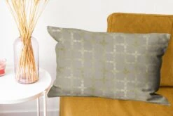 Sierkussens - Kussen - Luxe Patroon Van Lichtgouden Vierkanten Tegen Een Grijze Achtergrond - 60x40 Cm - Kussen Van Katoen 20 Sierkussens - Kussen - Luxe Patroon Van Lichtgouden Vierkanten Tegen Een Grijze Achtergrond - 60x40 Cm - Kussen Van Katoen -Pillowmonkey 1200x800 1366