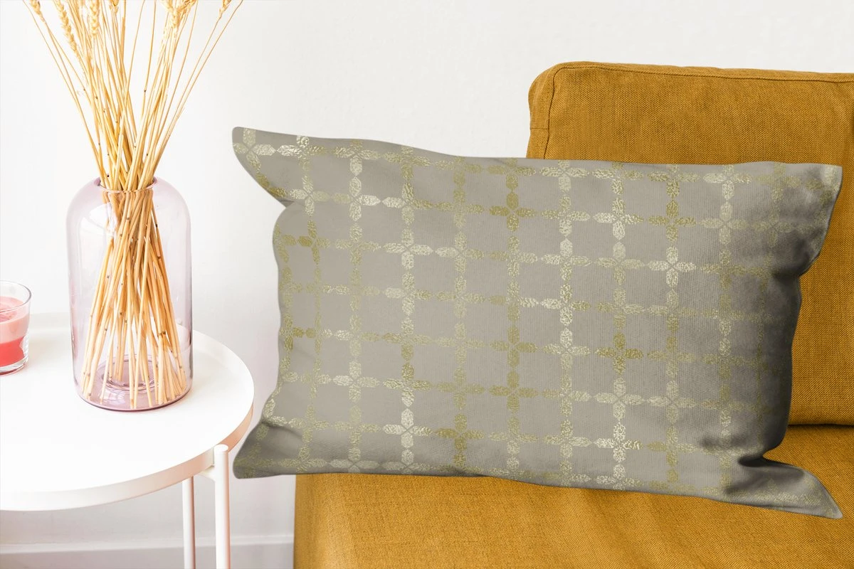 Sierkussens - Kussen - Luxe Patroon Van Lichtgouden Vierkanten Tegen Een Grijze Achtergrond - 60x40 Cm - Kussen Van Katoen 10 Sierkussens - Kussen - Luxe Patroon Van Lichtgouden Vierkanten Tegen Een Grijze Achtergrond - 60x40 Cm - Kussen Van Katoen - Afbeelding 8