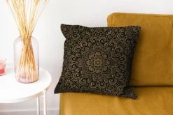 Sierkussens - Kussen - Gouden Patroon Op Een Zwarte Achtergrond - 40x40 Cm - Kussen Van Katoen -Pillowmonkey 1200x800 1416