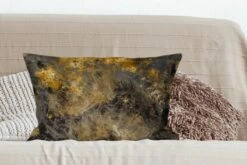 Sierkussens - Kussentjes Woonkamer - 60x40 Cm - Goud - Zwart - Abstract 13 Sierkussens - Kussentjes Woonkamer - 60x40 Cm - Goud - Zwart - Abstract -Pillowmonkey 1200x800 1521