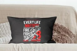 Sierkussens - Kussentjes Woonkamer - 60x40 Cm - Mancave - Brandweer - Vintage - Rood - Zwart -Pillowmonkey 1200x800 1560