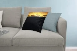 Sierkussens - Kussen - Een Illustratie Van Een Zonsopgang Bij Een Afrikaans Landschap - 50x50 Cm - Kussen Van Katoen -Pillowmonkey 1200x800 1660