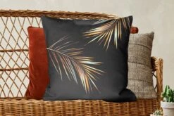Sierkussens - Kussen - Twee Gouden Bladeren Op Een Zwarte Achtergrond - 60x60 Cm - Kussen Van Katoen 15 Sierkussens - Kussen - Twee Gouden Bladeren Op Een Zwarte Achtergrond - 60x60 Cm - Kussen Van Katoen -Pillowmonkey 1200x800 1741