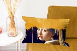 Sierkussens - Kussentjes Woonkamer - 50x30 Cm - Meisje Met De Parel - Goud - Vermeer -Pillowmonkey 1200x800 1808