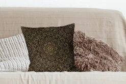 Sierkussens - Kussen - Gouden Patroon Op Een Zwarte Achtergrond - 45x45 Cm - Kussen Van Katoen -Pillowmonkey 1200x800 1943