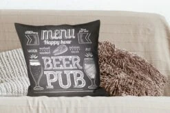 Sierkussens - Kussen - Een Illustratie Van Een Bar Bord Met Krijt - 60x60 Cm - Kussen Van Katoen -Pillowmonkey 1200x800 1966