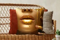 Sierkussen - Kussens Vrouw Verf - Goud - 50 Cm X 50 Cm 20 Sierkussen - Kussens Vrouw Verf - Goud - 50 Cm X 50 Cm -Pillowmonkey 1200x800 2058