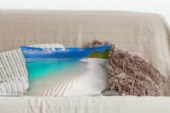 Sierkussens - Kussen - Uitzicht Vanaf Het Tropische Strand Op Het Azuurblauwe Water - 50x30 Cm - Kussen Van Katoen 17 Sierkussens - Kussen - Uitzicht Vanaf Het Tropische Strand Op Het Azuurblauwe Water - 50x30 Cm - Kussen Van Katoen -Pillowmonkey 1200x800 2081