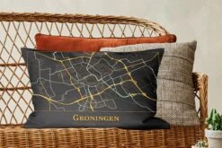 Sierkussens - Kussentjes Woonkamer - 60x40 Cm - Kaart - Groningen - Luxe - Goud - Zwart -Pillowmonkey 1200x800 2156