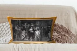 Sierkussens - Kussentjes Woonkamer - 60x40 Cm - Nachtwacht - Van Rijn - Lijst - Goud 11 Sierkussens - Kussentjes Woonkamer - 60x40 Cm - Nachtwacht - Van Rijn - Lijst - Goud -Pillowmonkey 1200x800 2315