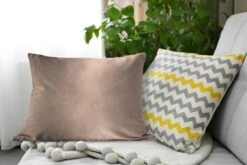 Sierkussens - Kussen - Luxe Patroon Van Kleine En Roségouden Zeshoeken Op Een Roze Achtergrond - 60x40 Cm - Kussen Van Katoen -Pillowmonkey 1200x800 2364