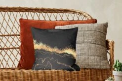 Kussenhoes 40x40 Cm - Marmer - Textuur - Goud - Illustratie - Katoen / Polyester - Voor Binnen -Pillowmonkey 1200x800 239