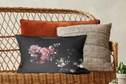 Sierkussens - Kussentjes Woonkamer - 50x30 Cm - Bloemen - Vintage - Pastel - Zwart - Boeket -Pillowmonkey 1200x800 2581