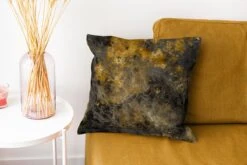 Sierkussens - Kussentjes Woonkamer - 40x40 Cm - Marmer - Goud - Zwart -Pillowmonkey 1200x800 2602