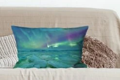Sierkussens - Kussentjes Woonkamer - 60x40 Cm - Noorderlicht - IJs - IJsland -Pillowmonkey 1200x800 2612
