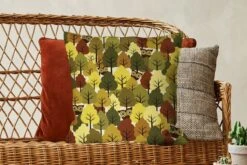 Kussenhoes 50x50 Cm - Een Herfstachtig Bos Met Uilen - Katoen / Polyester - Voor Binnen -Pillowmonkey 1200x800 27