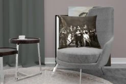 Sierkussens - Kussen - De Nachtwacht In Zwart-wit - Schilderij Van Rembrandt Van Rijn - 60x60 Cm - Kussen Van Katoen -Pillowmonkey 1200x800 2701