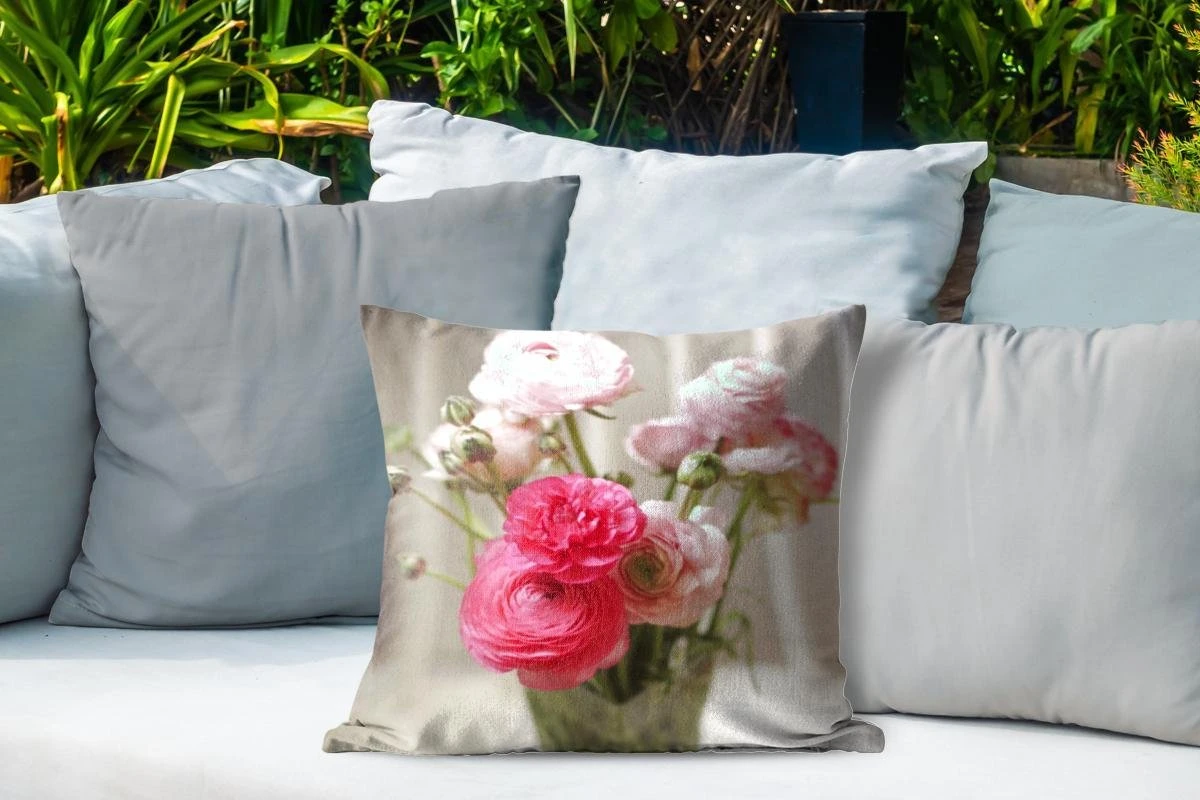 Buitenkussens - Tuin - Roze Boterbloemen Op Een Wazige Achtergrond - 45x45 Cm 6 Buitenkussens - Tuin - Roze Boterbloemen Op Een Wazige Achtergrond - 45x45 Cm - Afbeelding 4