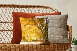 Kussenhoes 40x40 Cm - Gele Bladeren In De Bossen Van Het Engelse Nationaal Park New Forest - Katoen / Polyester - Voor Binnen -Pillowmonkey 1200x800 30