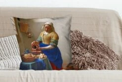 Kussenhoes 60x60 Cm - Het Melkmeisje - Schilderij Van Johannes Vermeer - Katoen / Polyester - Voor Binnen -Pillowmonkey 1200x800 305