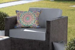Sierkussen Marokkaanse Mozaïek Voor Buiten - Een Bovenaanzicht Van Marokkaans Mozaïek - 50x30 Cm - Rechthoekig Weerbestendig Tuinkussen / Tuinmeubelkussen Van Polyester -Pillowmonkey 1200x800 3173