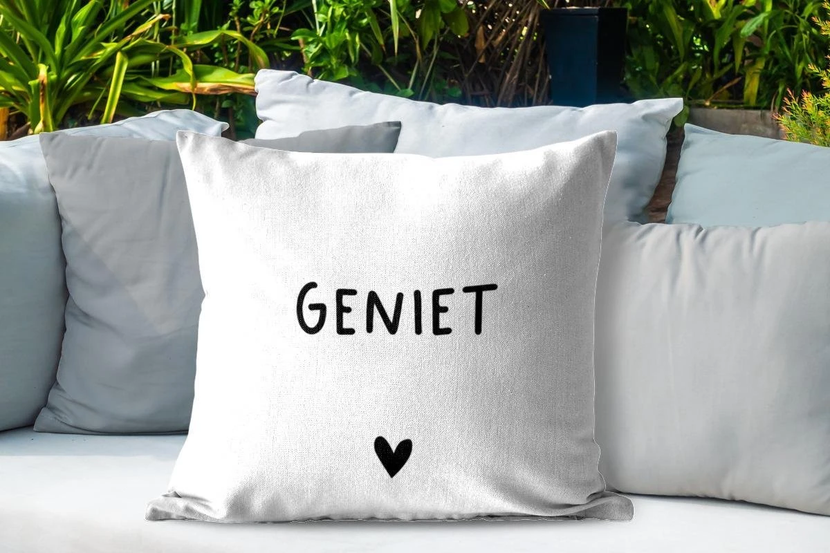 Sierkussen Buiten - Nederlandse Quote: 'geniet' Met Een Zwart Hartje Op Witte Pagina - 60x60 Cm - Weerbestendig 6 Sierkussen Buiten - Nederlandse Quote: 'geniet' Met Een Zwart Hartje Op Witte Pagina - 60x60 Cm - Weerbestendig - Afbeelding 4