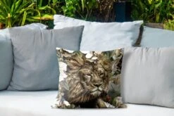 Tuinkussen - Leeuw - Bloemen - Blad - 40x40 Cm - Weerbestendig -Pillowmonkey 1200x800 3212