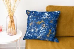 Kussenhoes 40x40 Cm - Marmer - Textuur - Goud - Blauw - Katoen / Polyester - Voor Binnen -Pillowmonkey 1200x800 324