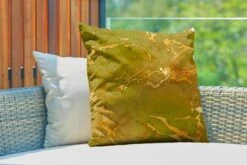 Sierkussen Buiten - Marmer - Patronen - Goud - Groen - 60x60 Cm - Weerbestendig -Pillowmonkey 1200x800 3295