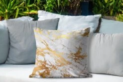 Buitenkussen Weerbestendig - Marmer - Goud - Wit - 50x50 Cm 10 Buitenkussen Weerbestendig - Marmer - Goud - Wit - 50x50 Cm -Pillowmonkey 1200x800 3316