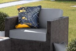 Buitenkussen - Plattegrond - Almere - Goud - Zwart - 45x45 Cm - Weerbestendig -Pillowmonkey 1200x800 3325