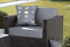 Buitenkussens - Tuin - Gouden Getekende Harten Op Zwart Papier - 45x45 Cm -Pillowmonkey 1200x800 3337