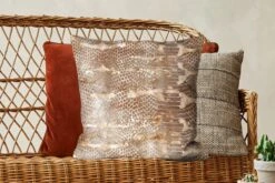 Kussenhoes 50x50 Cm - Dierenprint - Slang - Goud - Luxe - Katoen / Polyester - Voor Binnen -Pillowmonkey 1200x800 348