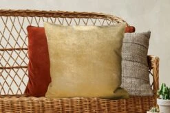 Kussenhoes 50x50 Cm - Gouden Achtergrond - Katoen / Polyester - Voor Binnen -Pillowmonkey 1200x800 581