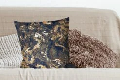 Kussenhoes 50x50 Cm - Close-up Van Goud Met Zwart Marmer Natuur - Katoen / Polyester - Voor Binnen -Pillowmonkey 1200x800 683