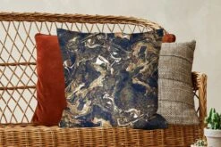 Kussenhoes 50x50 Cm - Close-up Van Goud Met Zwart Marmer Natuur - Katoen / Polyester - Voor Binnen -Pillowmonkey 1200x800 684