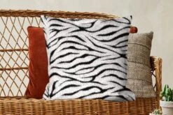Kussenhoes 60x60 Cm - Dierenprint - Zebra - Wit - Katoen / Polyester - Voor Binnen 11 Kussenhoes 60x60 Cm - Dierenprint - Zebra - Wit - Katoen / Polyester - Voor Binnen -Pillowmonkey 1200x800 700