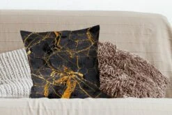 Kussenhoes 50x50 Cm - Marmer - Goud - Zwart - Glitter - Katoen / Polyester - Voor Binnen 10 Kussenhoes 50x50 Cm - Marmer - Goud - Zwart - Glitter - Katoen / Polyester - Voor Binnen -Pillowmonkey 1200x800 759