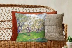 Kussenhoes 45x45 Cm - Boomgaard Met Bloeiende Pruimenbomen - Schilderij Van Vincent Van Gogh - Katoen / Polyester - Voor Binnen -Pillowmonkey 1200x800 982